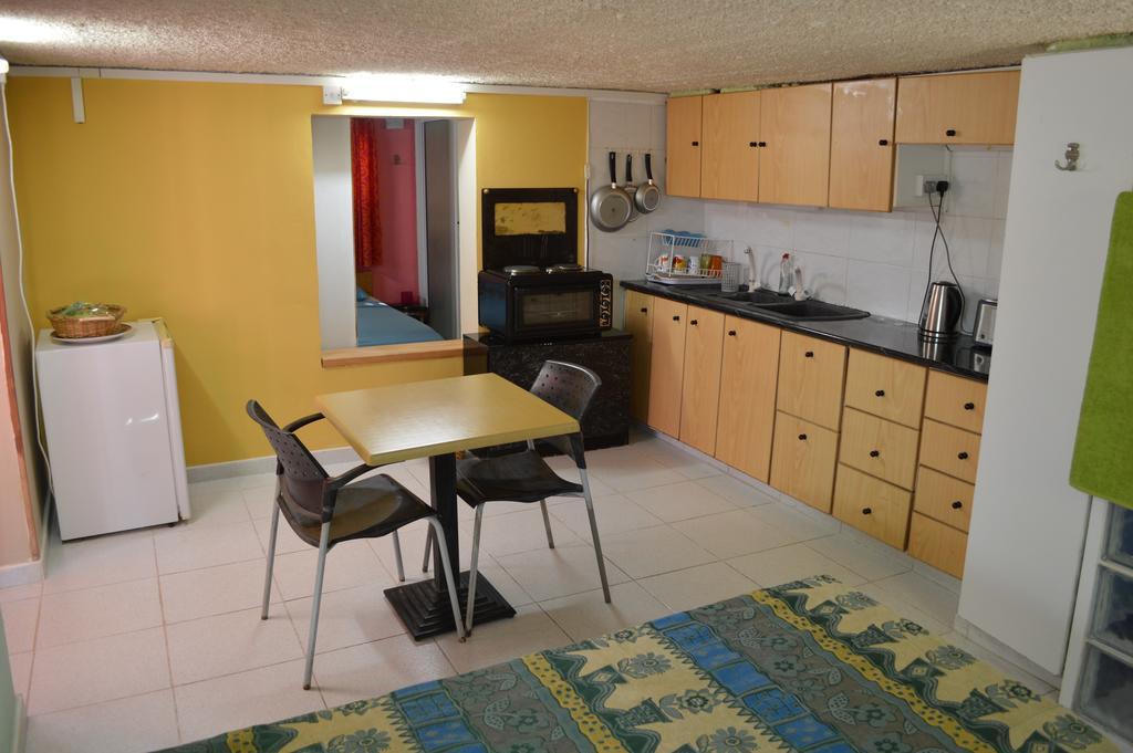 Miltos Apartment Argáka Kültér fotó